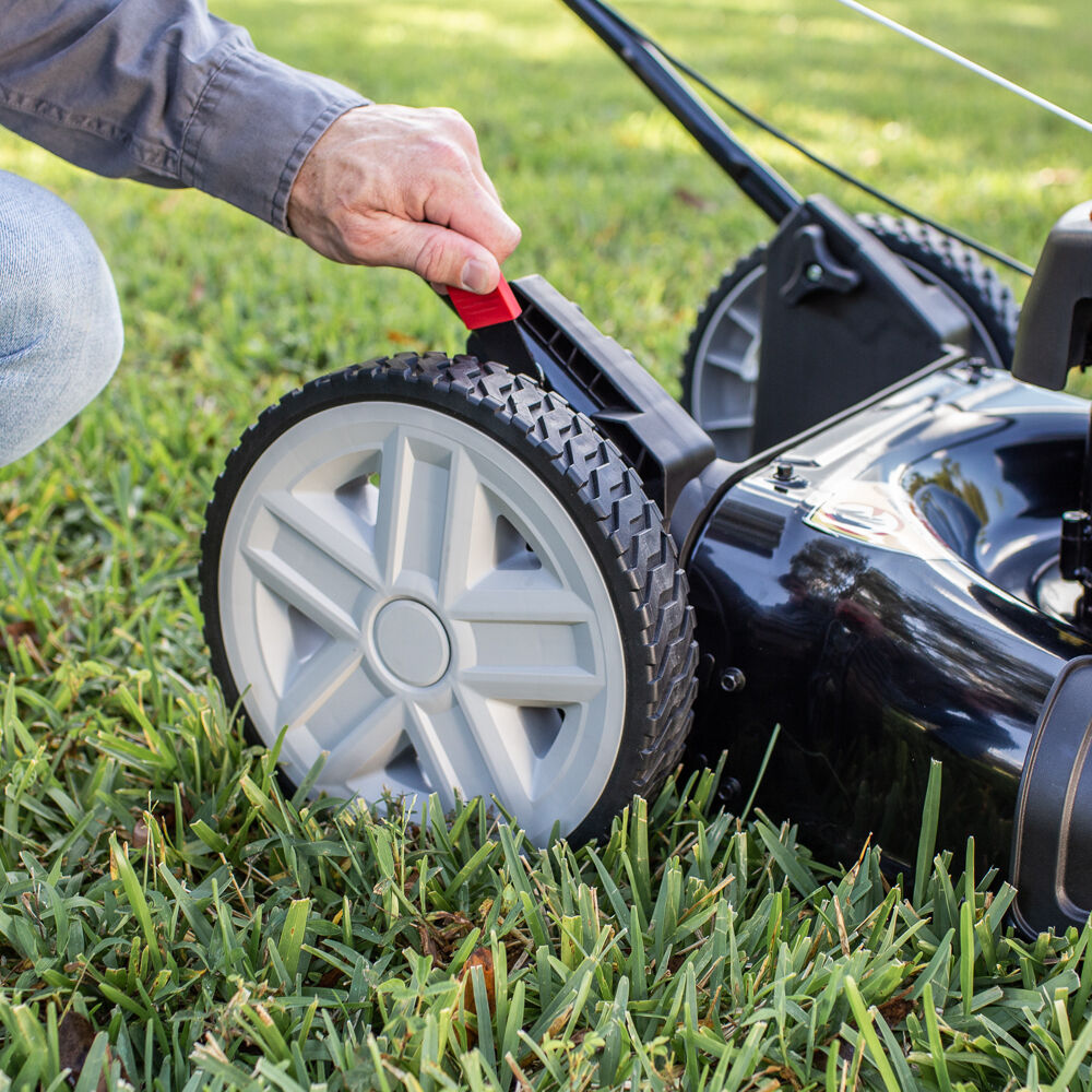 Black+decker 21-Inch 3-in-1 GAS Powered Push Lawn Mower with 140cc OHV Engine Black and Orange